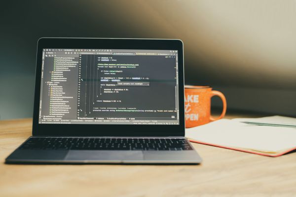 Découvrez les meilleures formations web à antibes pour réussir