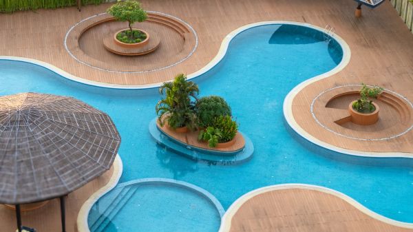 Découvrez maui piscine : votre pisciniste à arcachon sur mesure