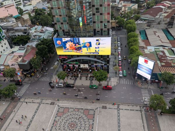 Écran publicitaire led : boostez votre visibilité efficacement