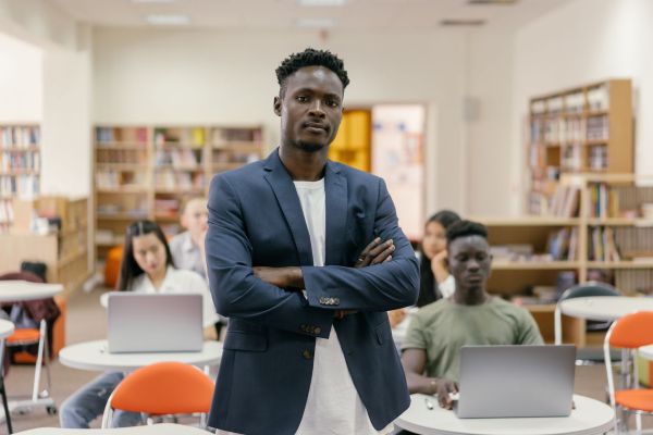 Idées de job étudiant à la rochelle : explorez 160 offres