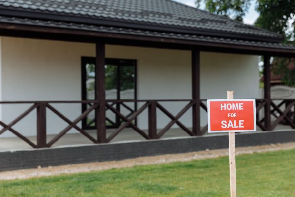 Panneau à vendre pour particuliers : boostez votre vente immobilier